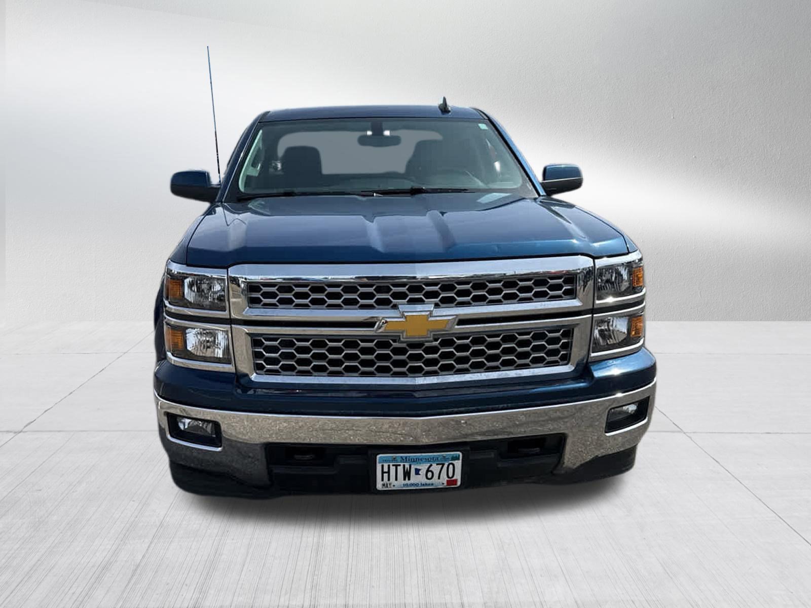 Used 2015 Chevrolet Silverado 1500 LT with VIN 1GCVKREC5FZ263693 for sale in Brooklyn Center, MN
