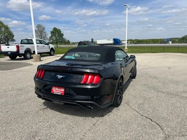 2023 Ford Mustang EcoBoost Premium - Photo 9