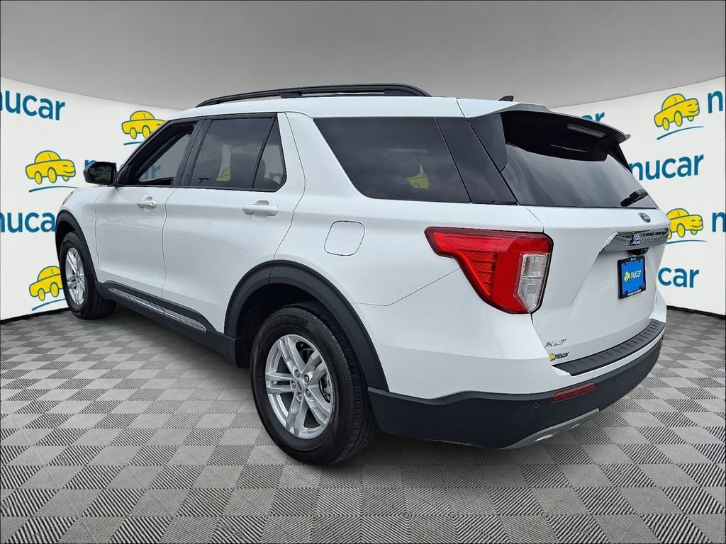 Used 2023 White Ford XLT image 5