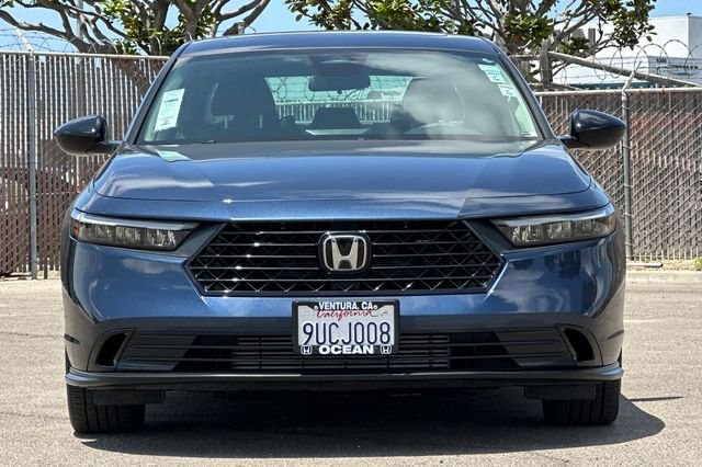 Used 2025 Canyon River Blue Met Honda SE image 9
