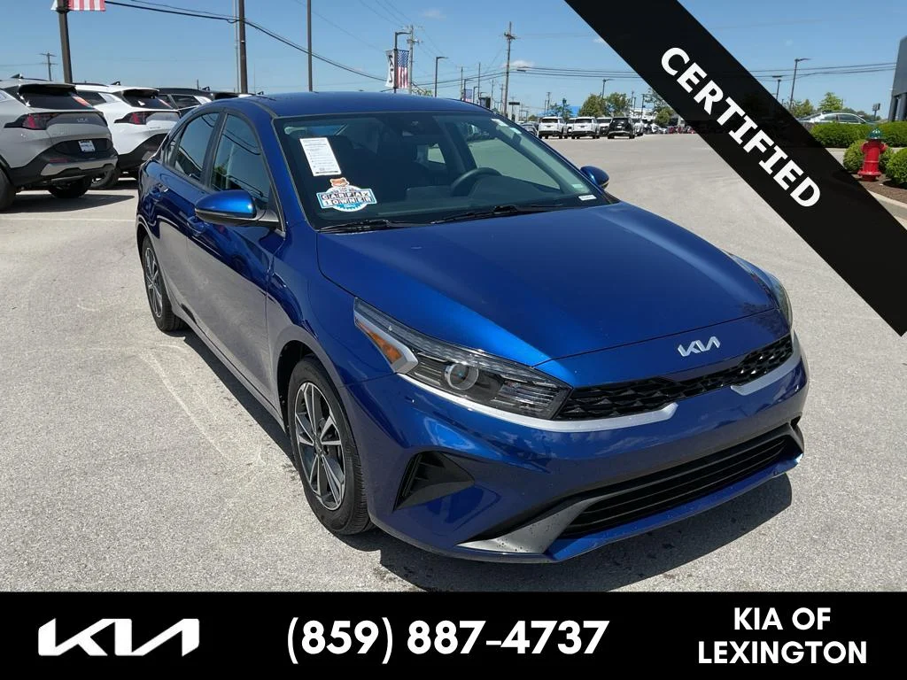2024 Kia Forte LXS AT's photo