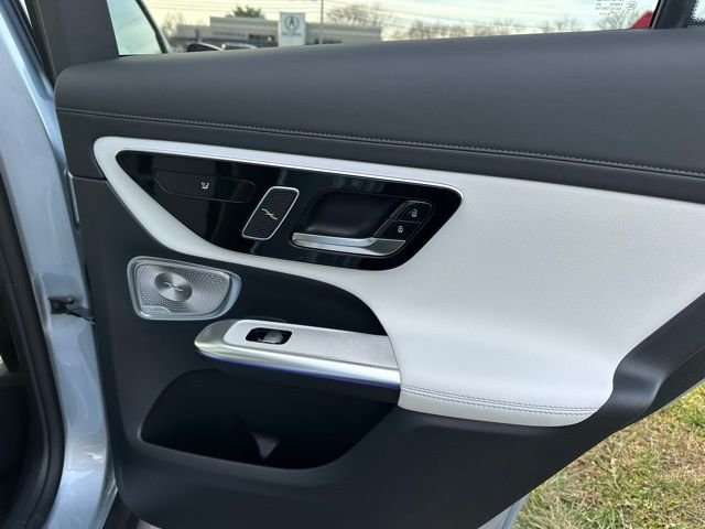 Used 2026 Cirrus Silver Metallic Mercedes-Benz GLC 300 image 20