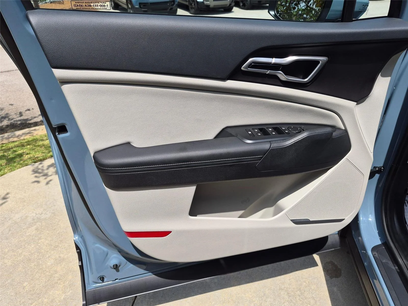 Used 2026 Heritage Blue Kia EX image 11