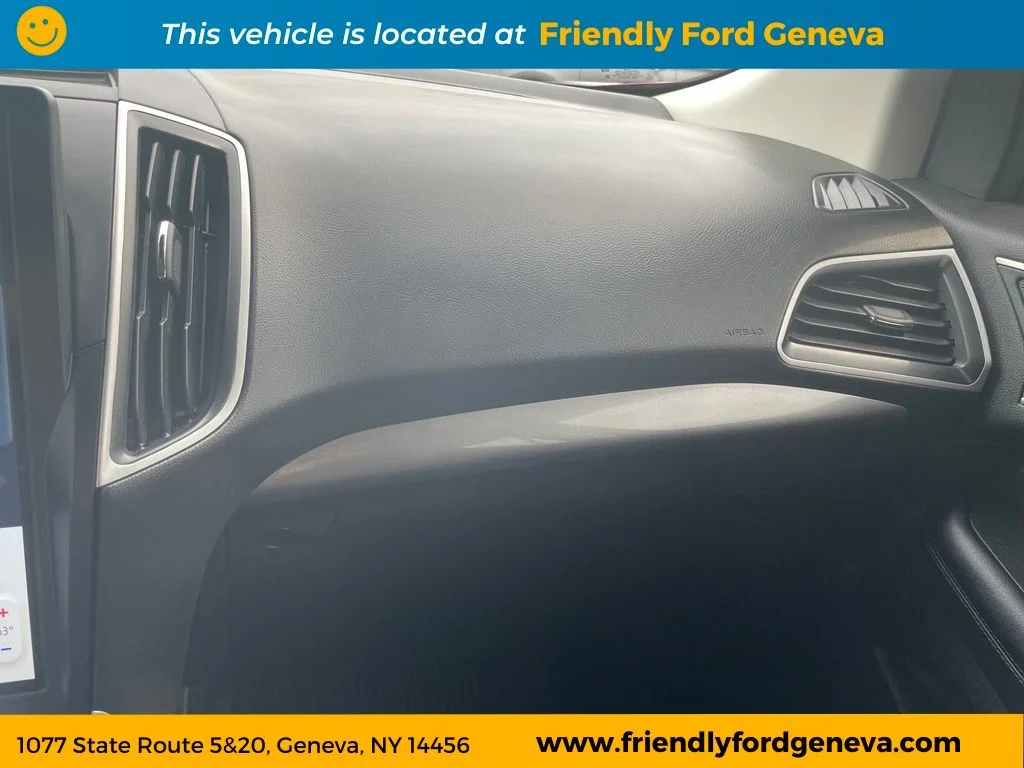 Used 2023 Red Ford SEL image 26