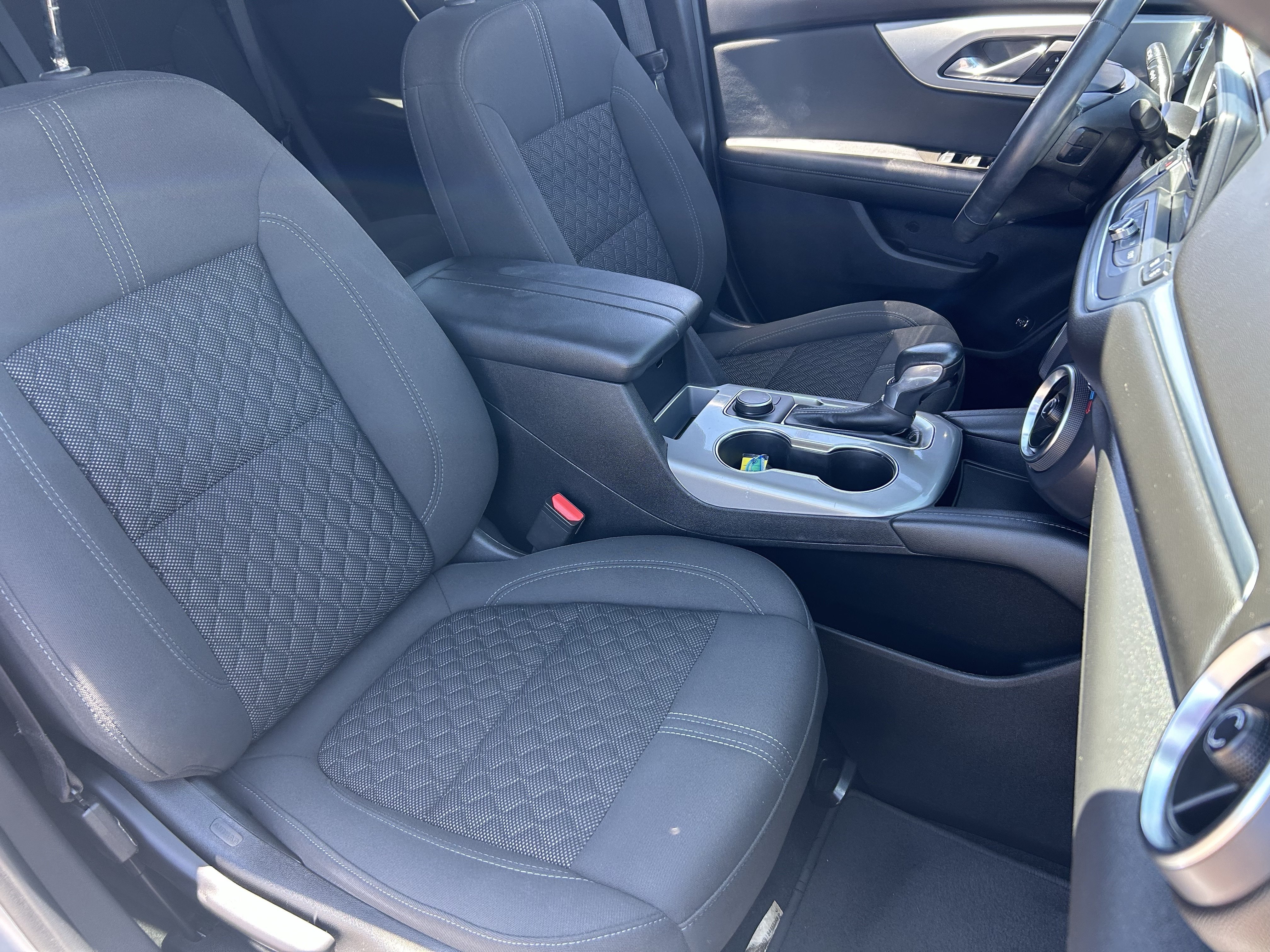 2020 Chevrolet Blazer 2LT - Photo 11