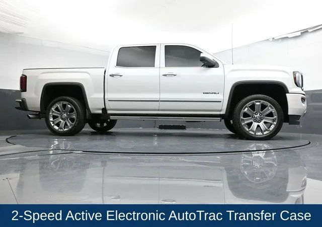 Used 2018 White GMC Denali image 32