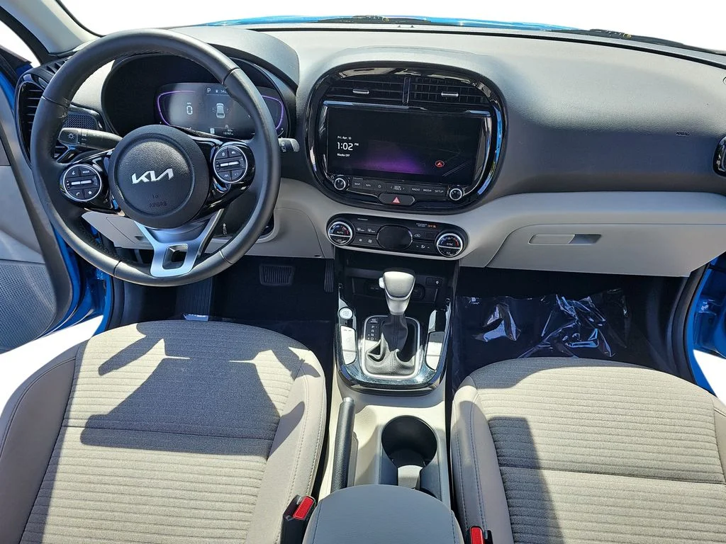 Used 2025 Blue Kia EX image 9