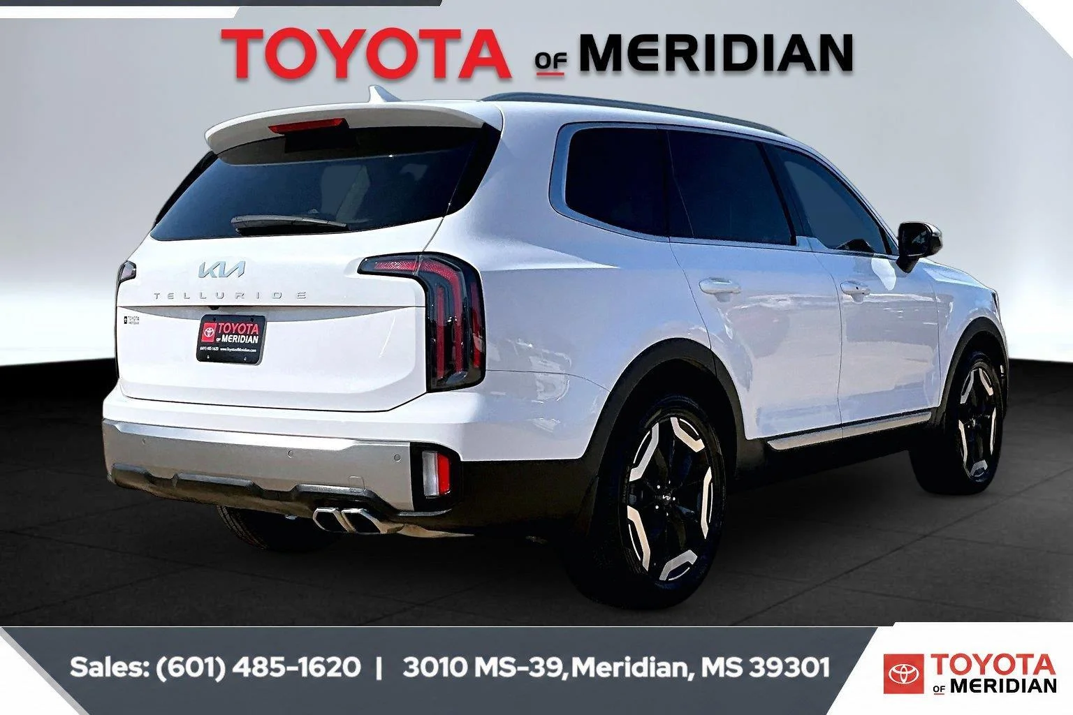 Used 2025 Glacial White Pearl Kia EX image 11