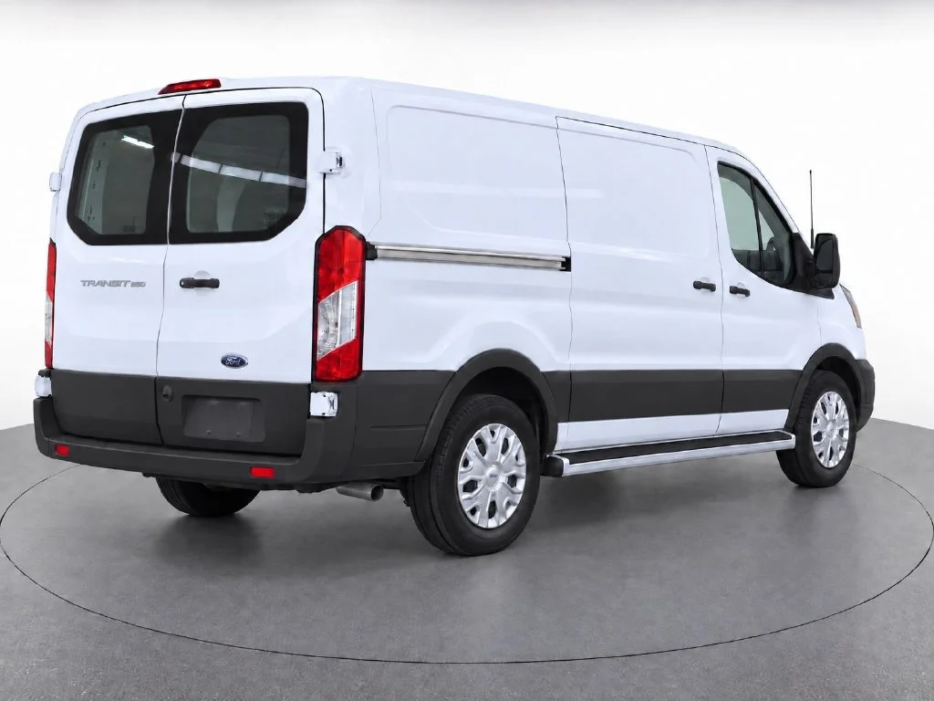 Used 2025 White Ford Base image 3