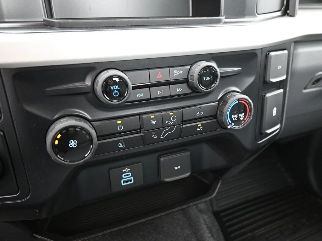 2026 Ford F-350 Super Duty Chassis Cab XL - Photo 14