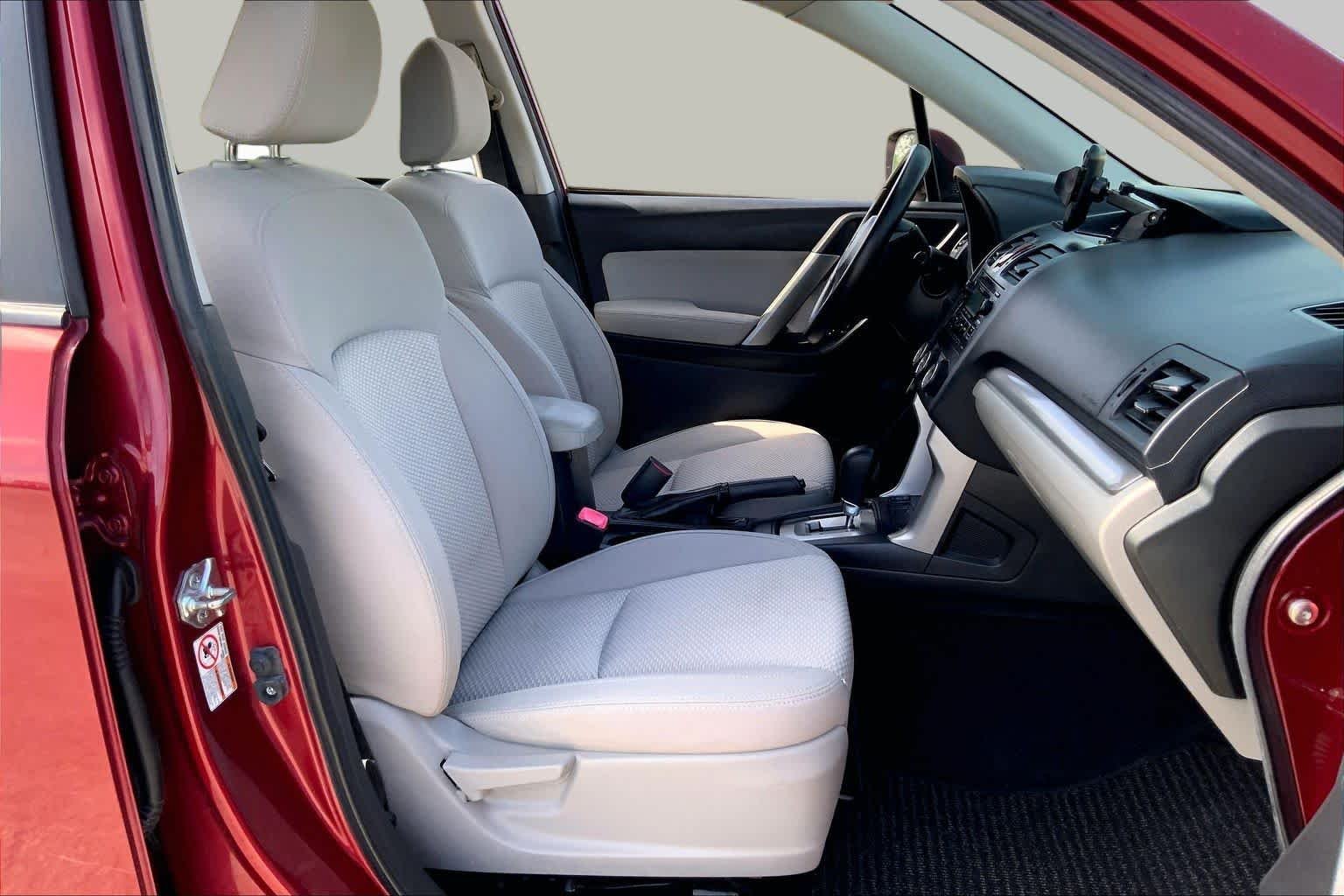 Used 2015 Venetian Red Pearl Subaru 2.5i Premium image 9