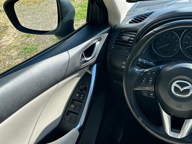 Used 2015 Crystal Blue Mazda Grand Touring image 30