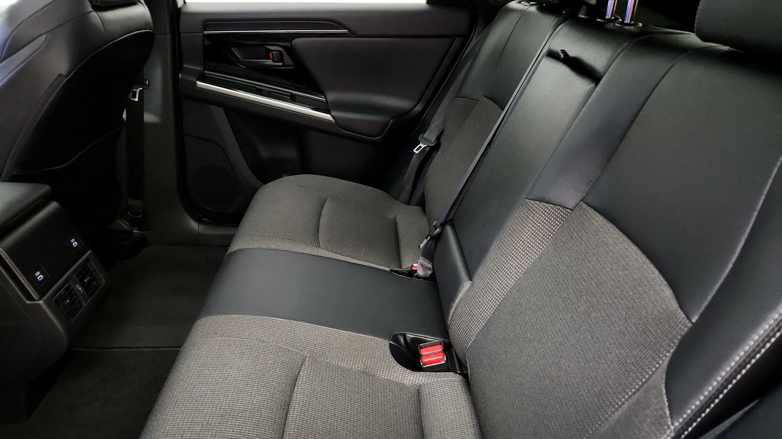 Used 2024 Beige Toyota XLE image 37