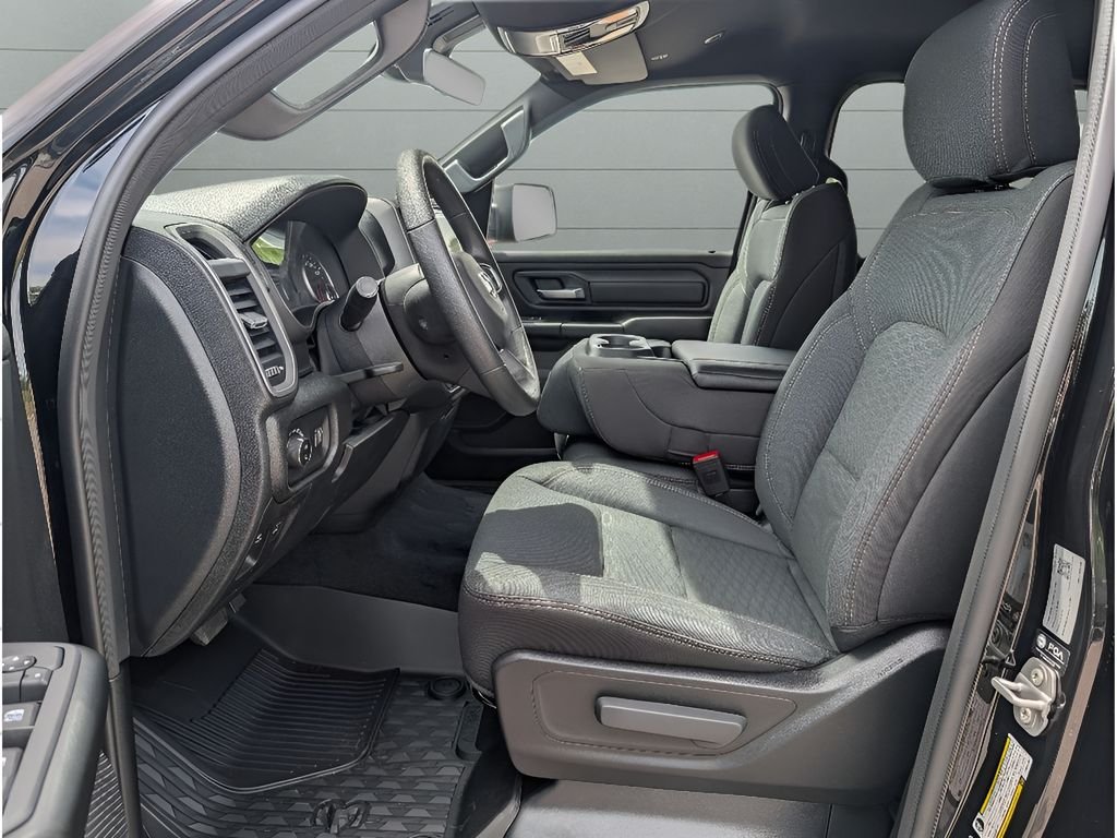 New 2026 Diamond Black Crystal Pearl-Coat Exterior Paint RAM Warlock Hemi 4x4 Crew Cab image 15