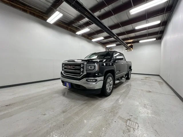 Used 2018 Black GMC SLT image 4