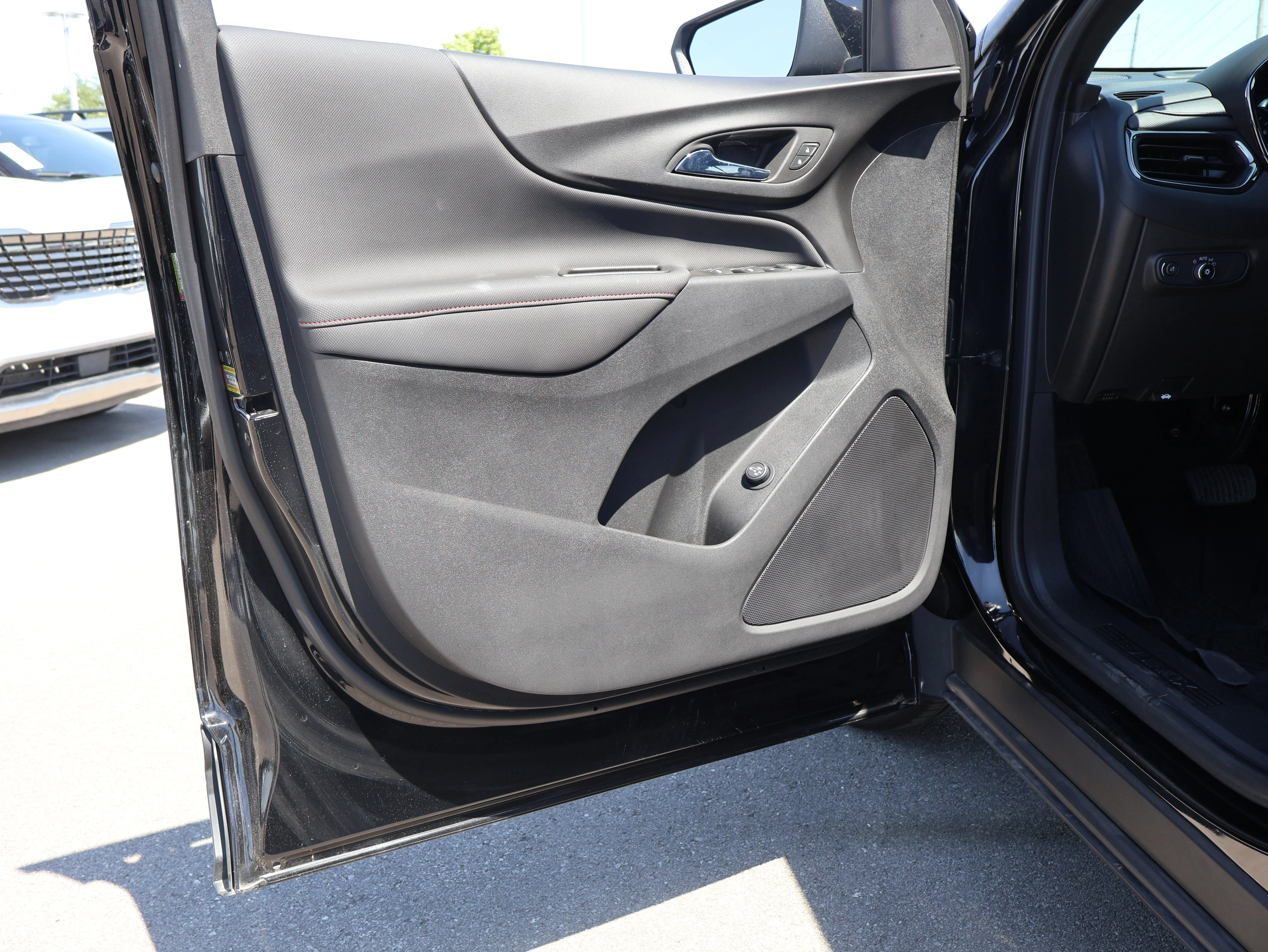 2023 Chevrolet Equinox RS - Photo 39