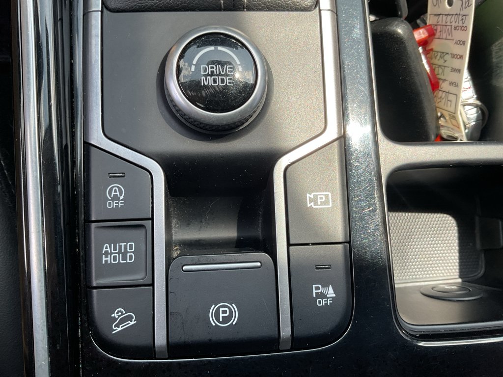 Used 2022 Wolf Gray Kia SX image 33