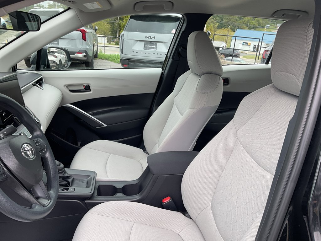 Used 2026 Jet Black Toyota L image 21