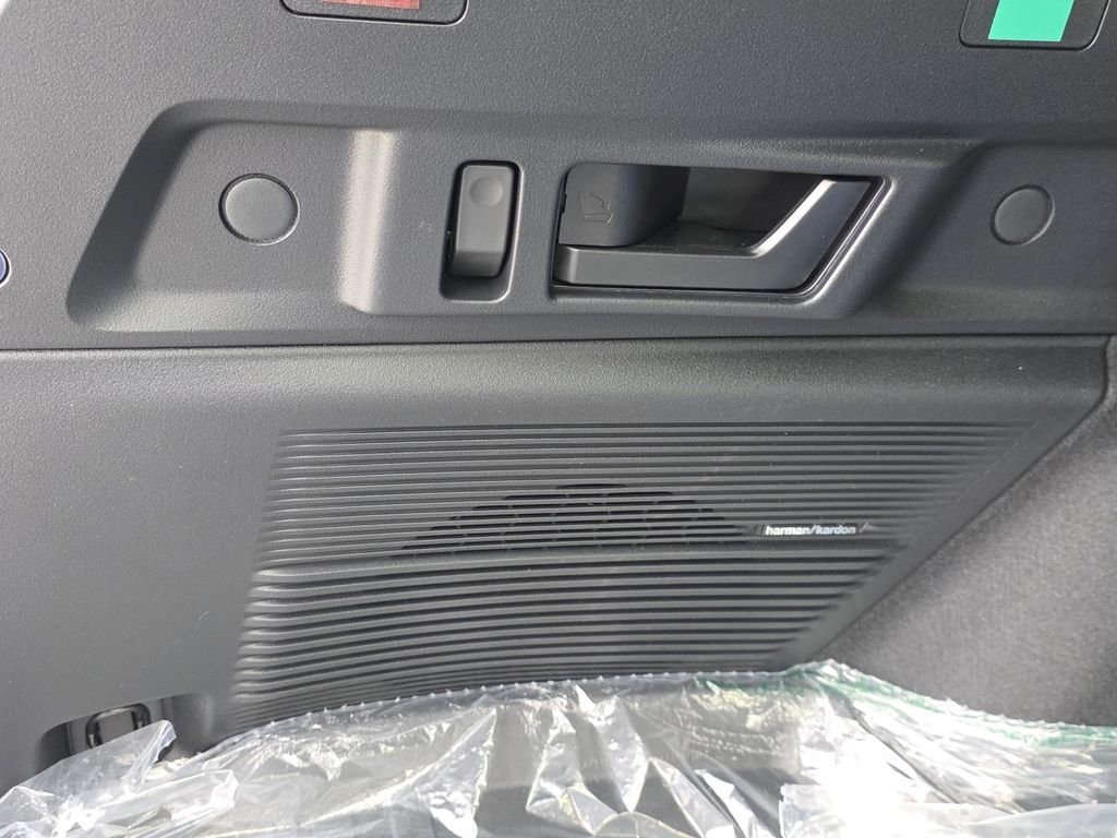 2026 Subaru Outback Limited - Photo 15