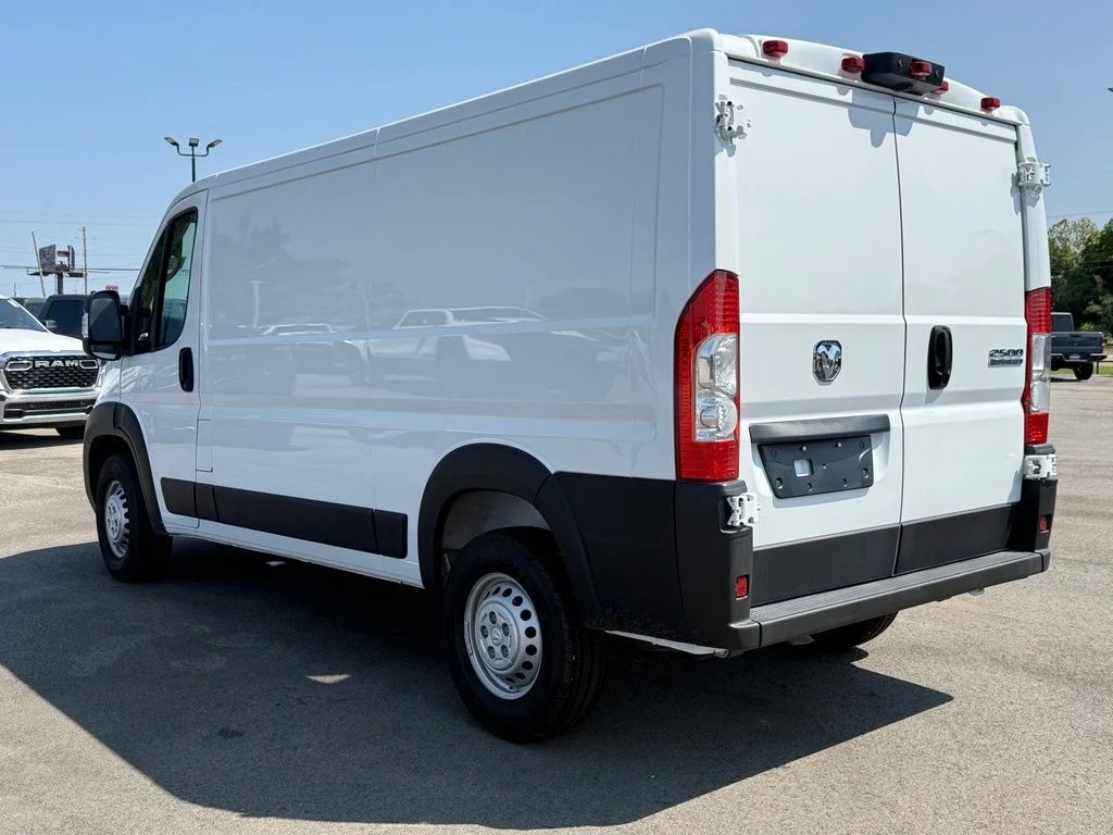 Used 2026 White Ram Base image 5