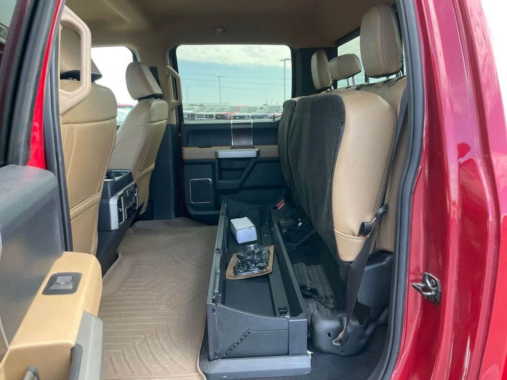 Used 2022 Red Metallic Ford Lariat image 57