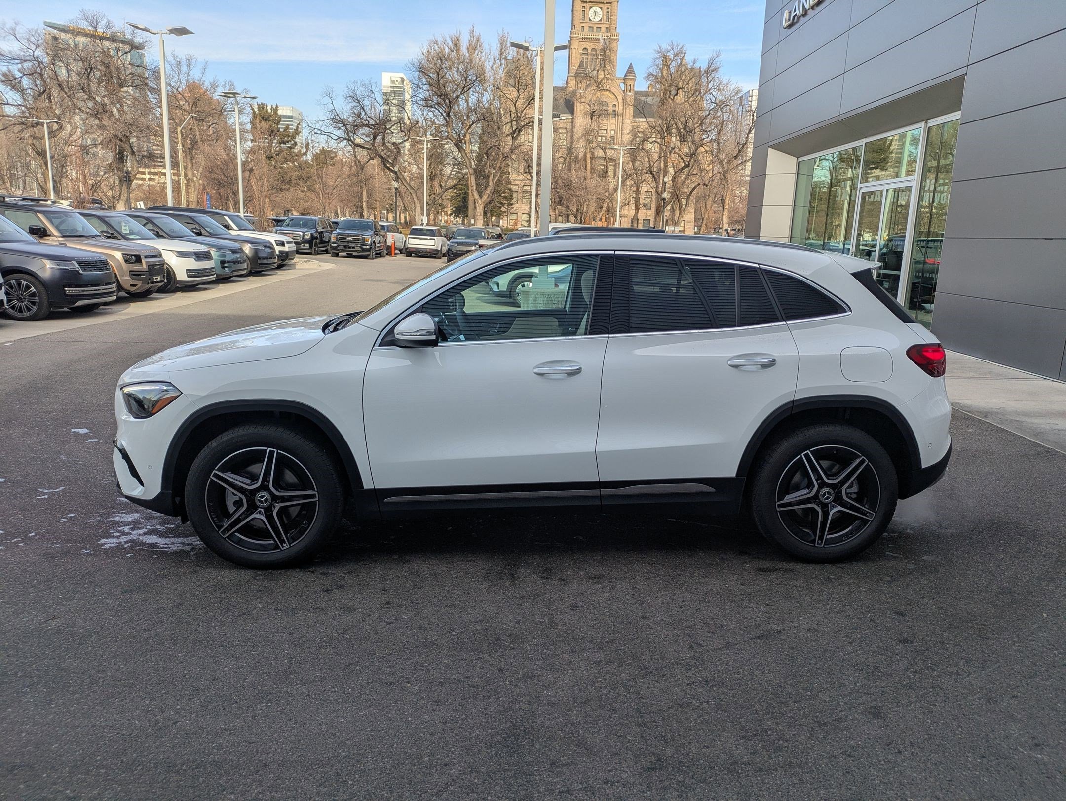 New 2026 Polar White Mercedes-Benz GLA 250 image 24