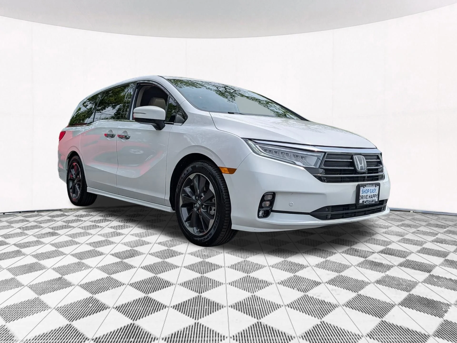Used 2023 White Honda Elite image 17