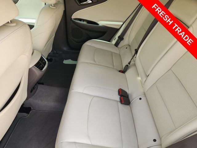 Used 2024 Mineral Gray Metallic Chevrolet 2LT image 30