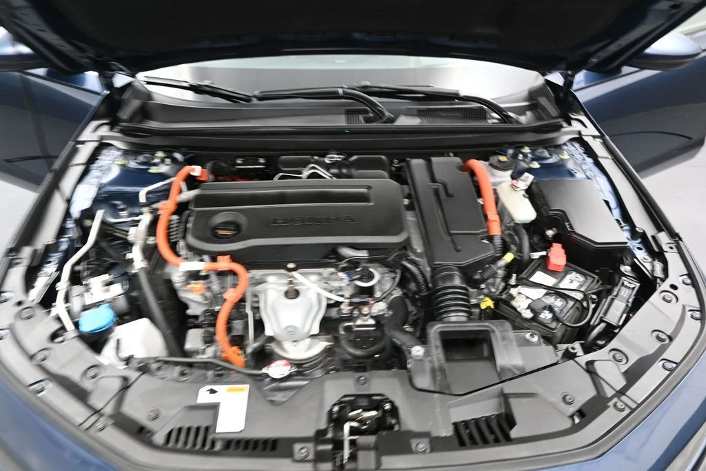 2024 Honda Accord Hybrid Touring - Photo 12
