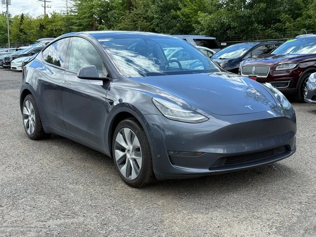 2020 Tesla Model Y Long Range Dual Motor All-Wheel Drive's photo