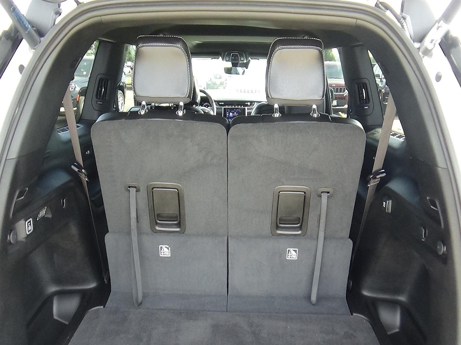 Certified Used 2025 Bright White Clear Coat (pw7) Jeep Altitude X image 12