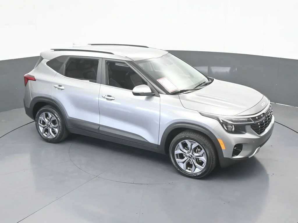 Used 2024 Steel Gray Kia S image 53
