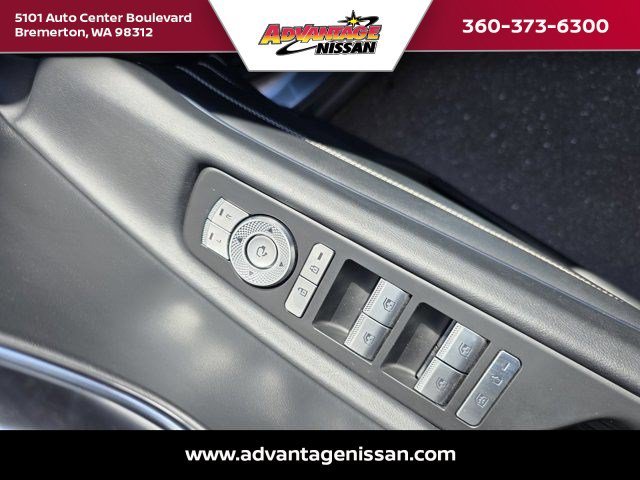Used 2024 Savile Silver Genesis 2.5T image 12