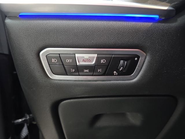 Used 2022 Black BMW M50i image 25