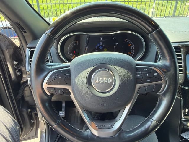 Used 2021 Crystal Metallic Jeep Overland image 10