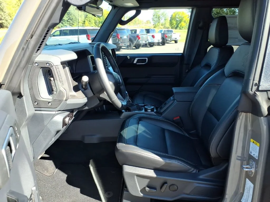New 2026 Gray Ford Badlands image 10