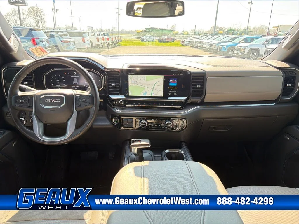 Used 2023 Red GMC SLT image 17