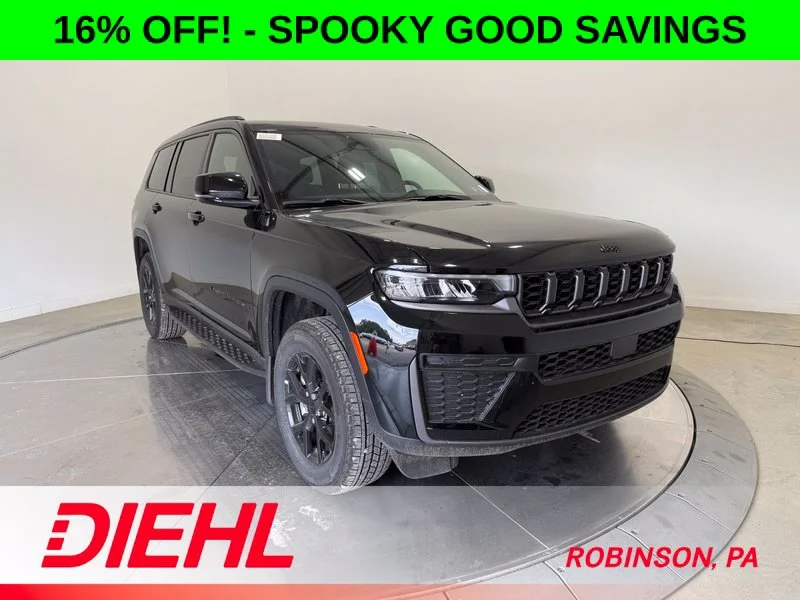 New 2026 Diamond Black Crystal Pearl-Coat Exterior Paint Jeep Altitude image 1