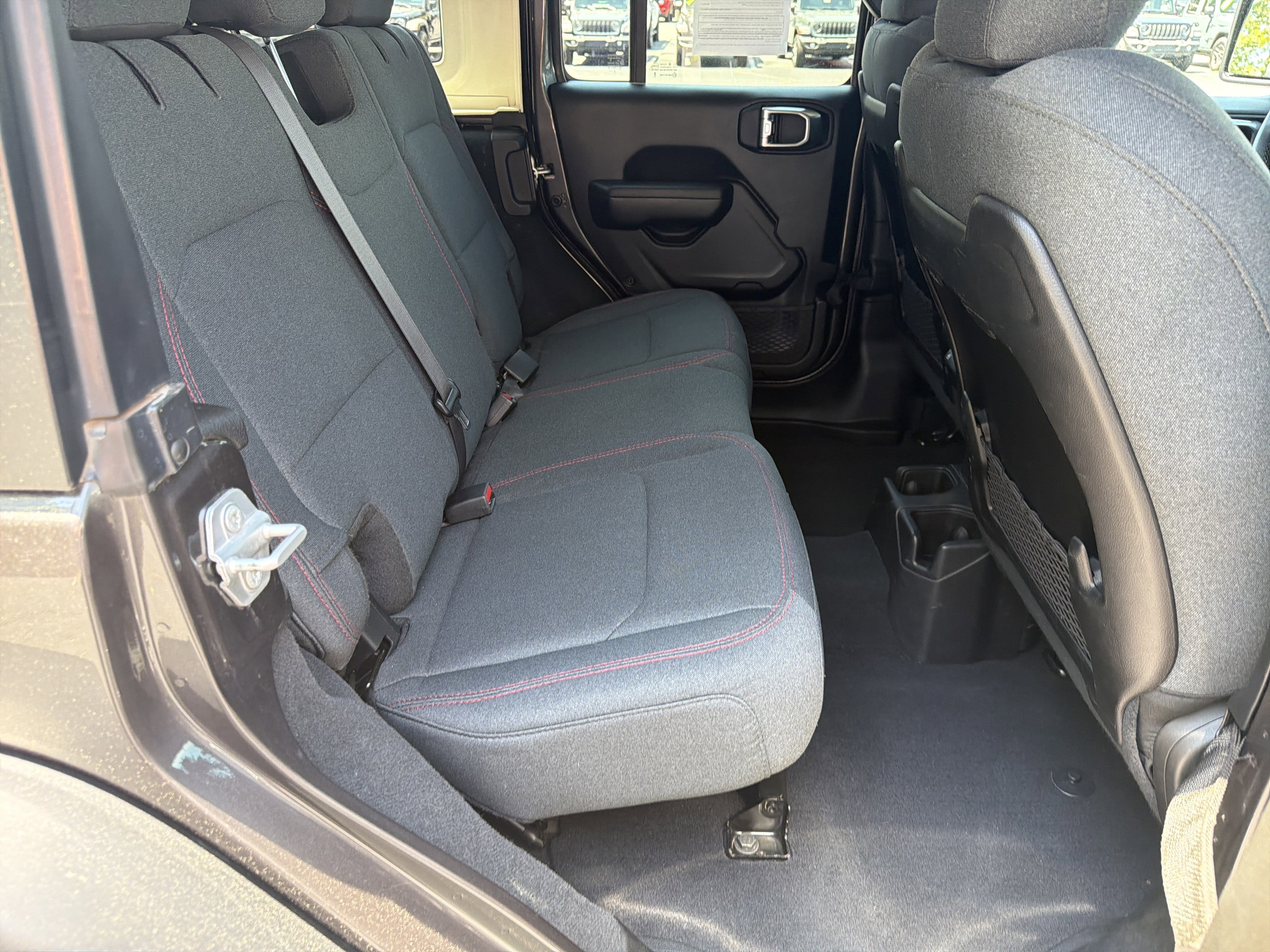 Used 2025 Granite Crystal Metallic Clearcoat Jeep Rubicon image 18