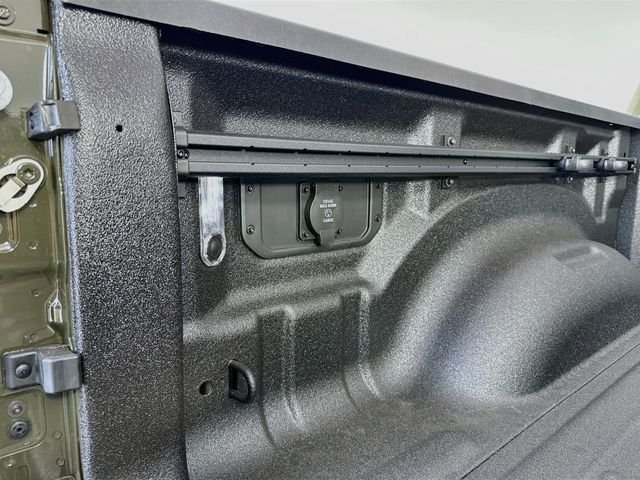 New 2027 Tank Exterior Paint Ram Rebel image 42