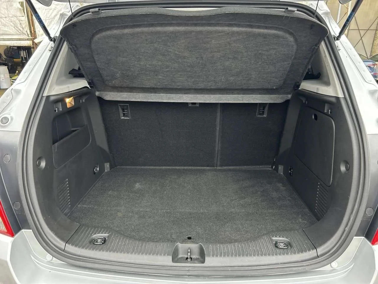 Used 2022 Silver Ice Metallic Chevrolet FWD LT Dilawri Certified   Local BC   No Accidents image 29