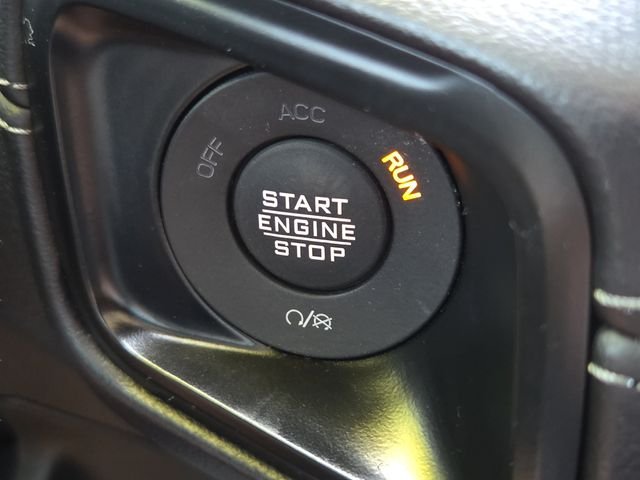 Used 2025 Black Jeep Sahara image 15