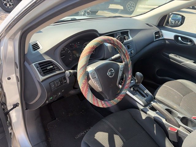 Used 2016 Silver Nissan S image 24