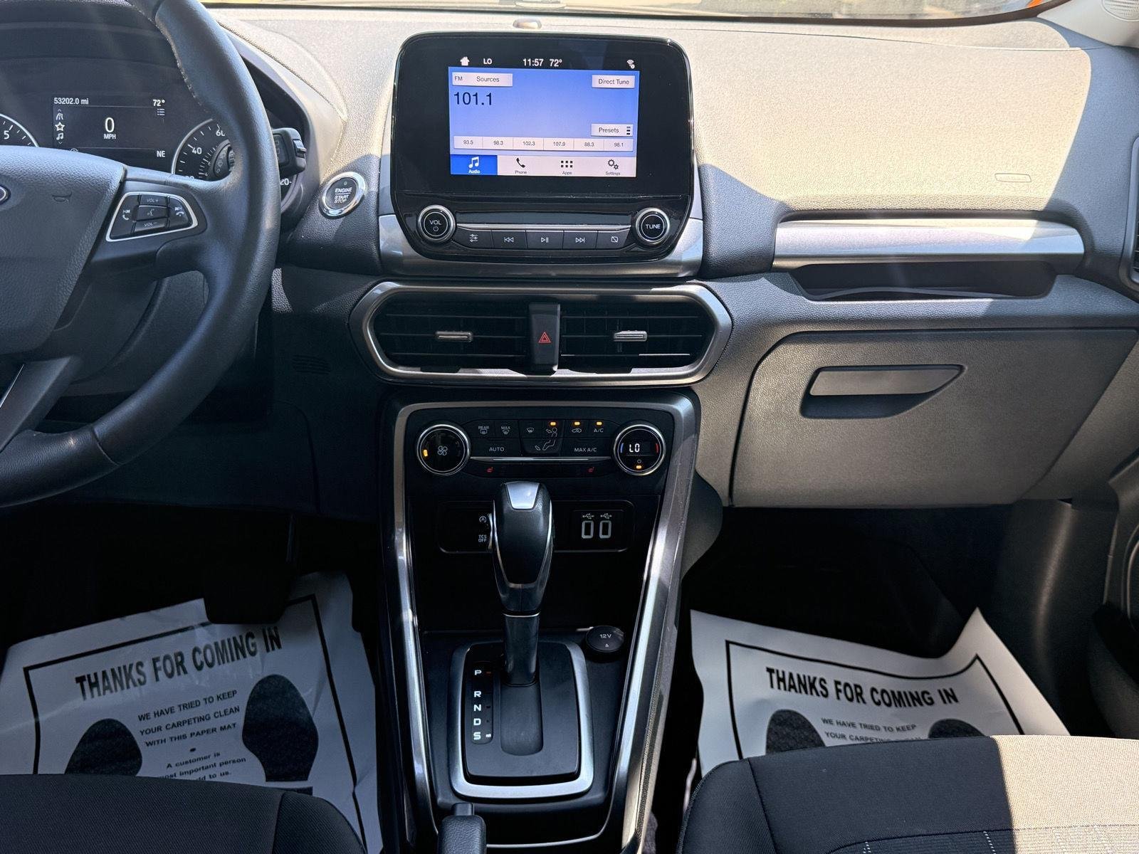 Used 2019 Shadow Black Ford SE image 25