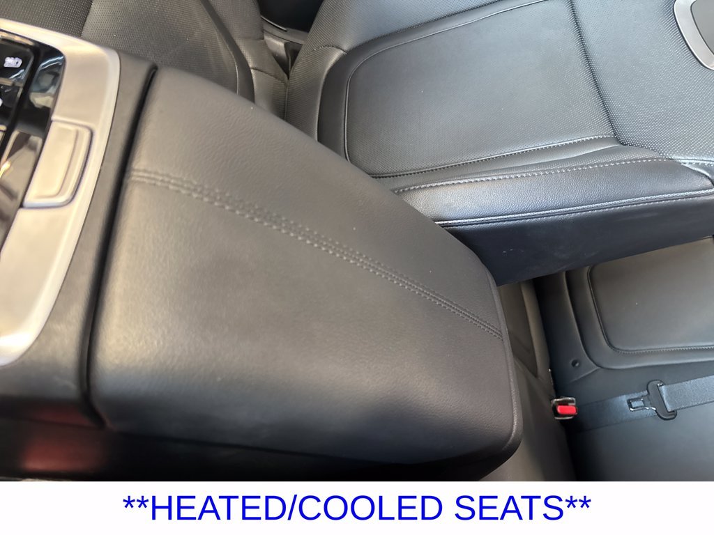 Certified Used 2024 Hampton Gray Hyundai Limited image 27