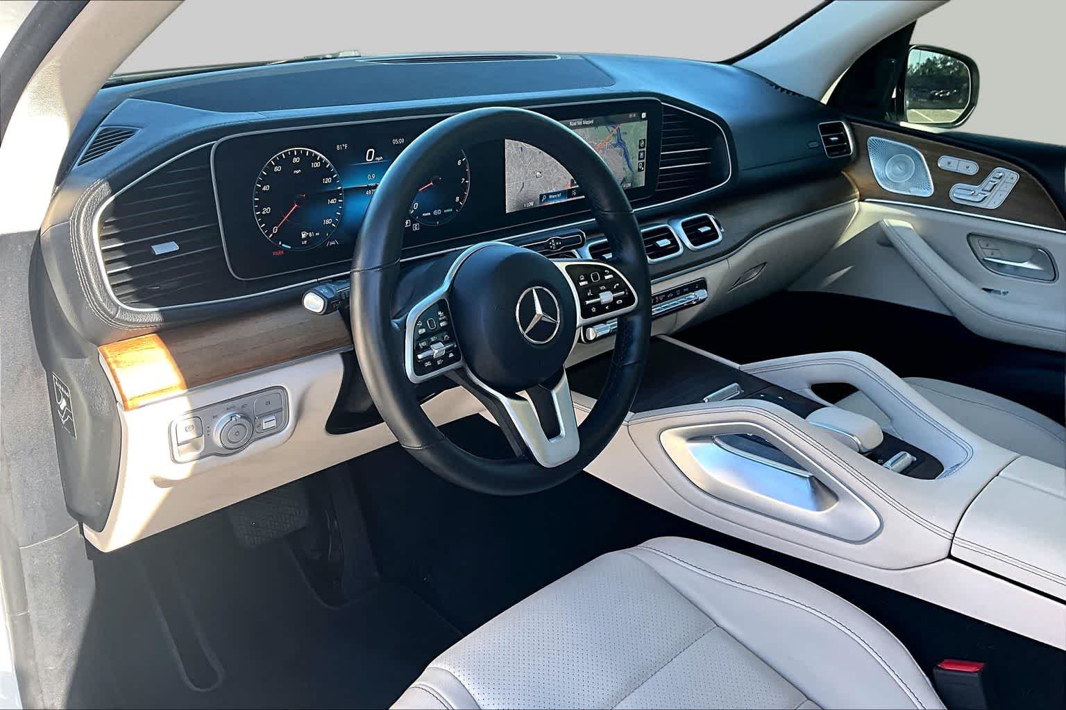 Used 2022 Polar White Mercedes-Benz GLS 450 image 18