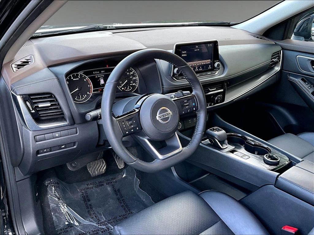 Used 2021 Super Black Nissan SV image 8
