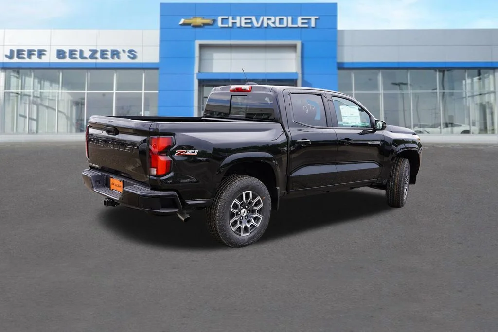2026 Chevrolet Colorado Z71 - Photo 3