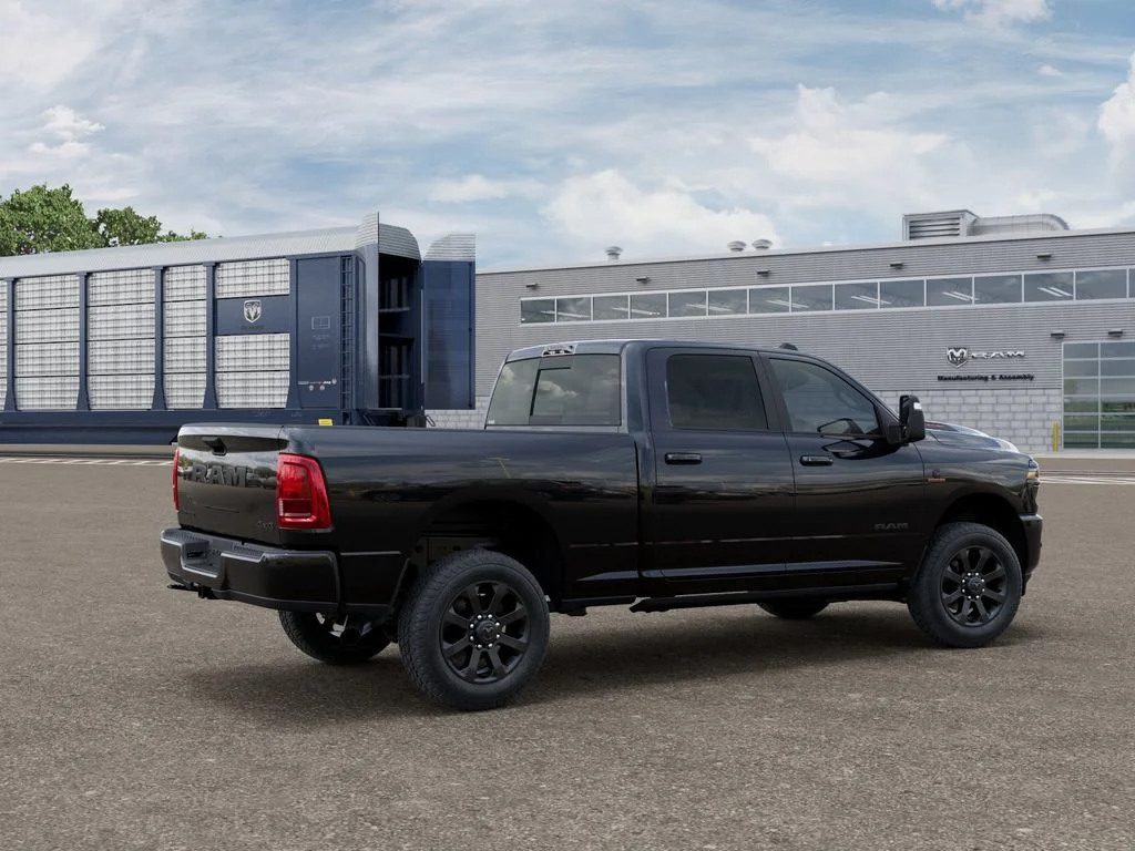 New 2026 Diamond Black Crystal Pearl-Coat Exterior Paint RAM Laramie image 4