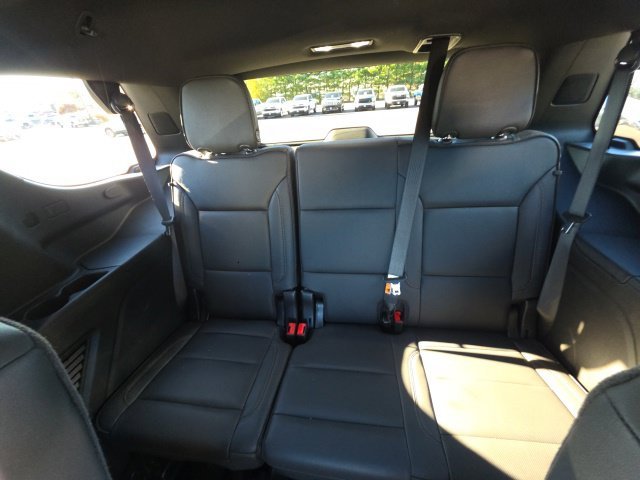 Used 2025 Black Chevrolet High Country image 34